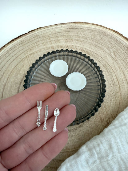 3D Miniatur - Geschirr, Teller mit Besteck Gold oder Silber - 8 Teile