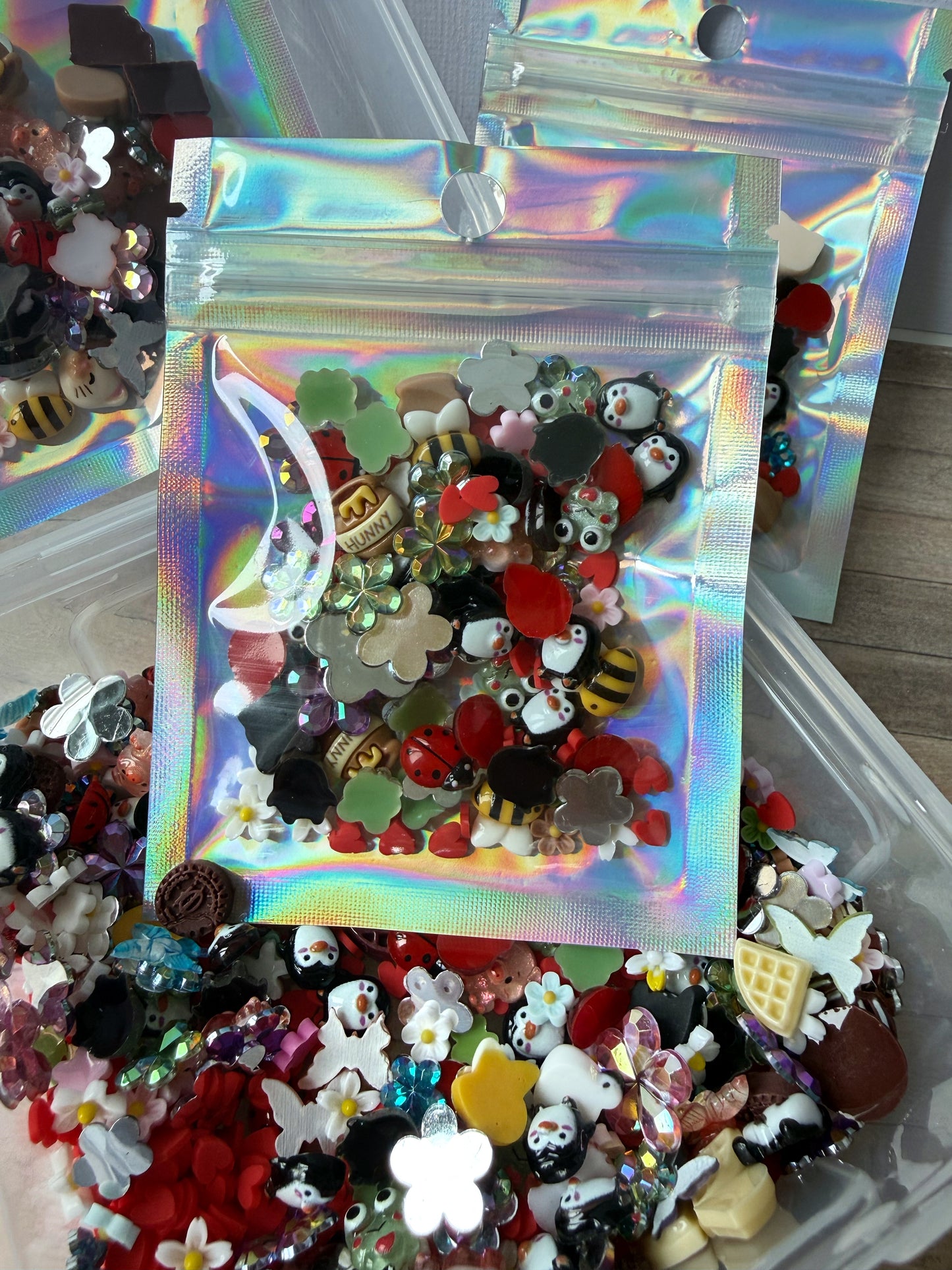 Überraschungstüte voller Miniaturen