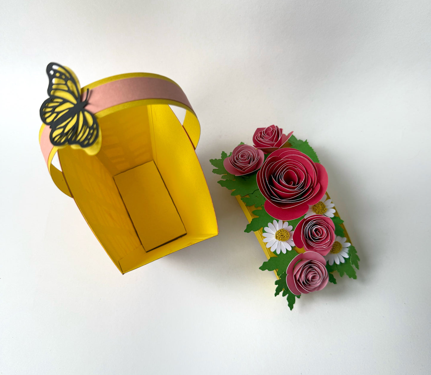 DIY Bastelset Geschenkbox Blumenkorb mit Schmetterling