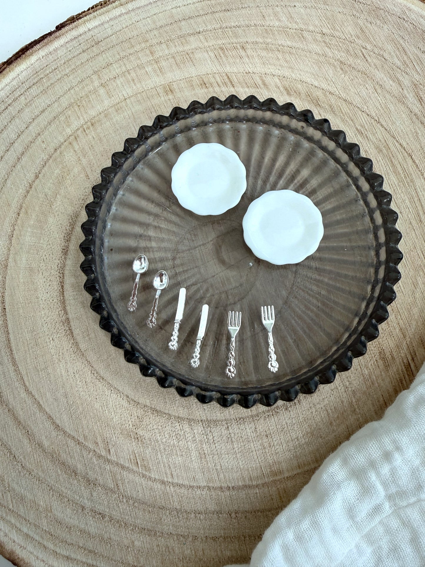 3D Miniatur - Geschirr, Teller mit Besteck Gold oder Silber - 8 Teile