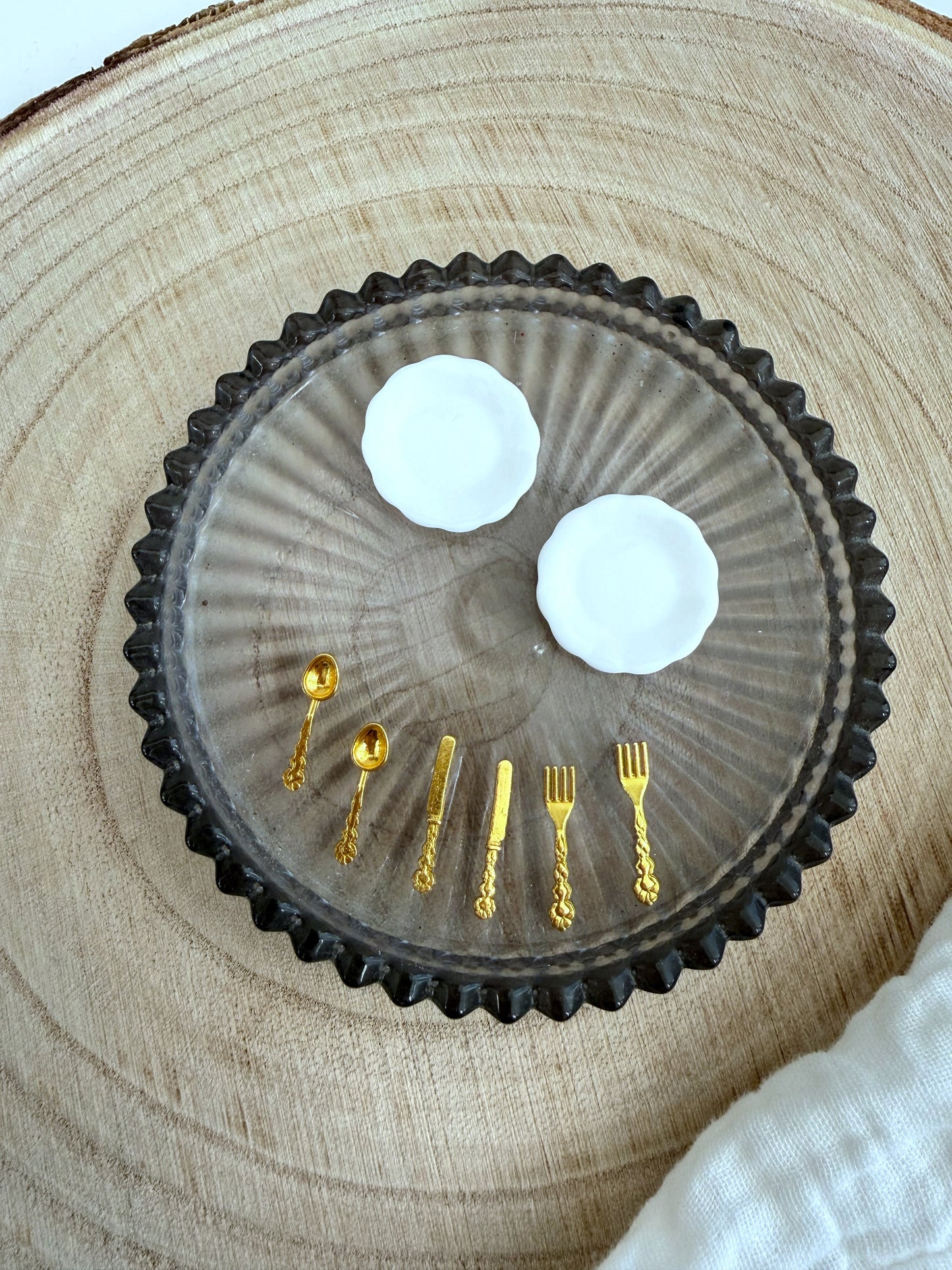 3D Miniatur - Geschirr, Teller mit Besteck Gold oder Silber - 8 Teile